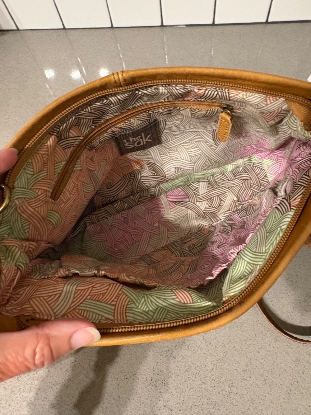 The Sak embroidered / woven leather crossbody bag - Picture 3 of 12